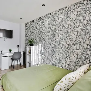L'elegant - Idealement Situe Appartement